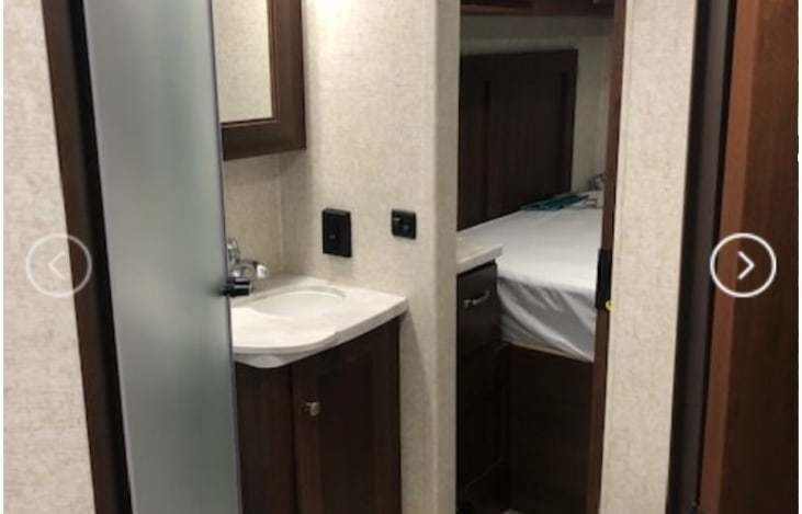 Photo 0 - 2018 Forest River Class C Motorhome rental photo 6
