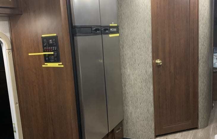Photo 2 - 2018 Forest River Class C Motorhome rental photo 15