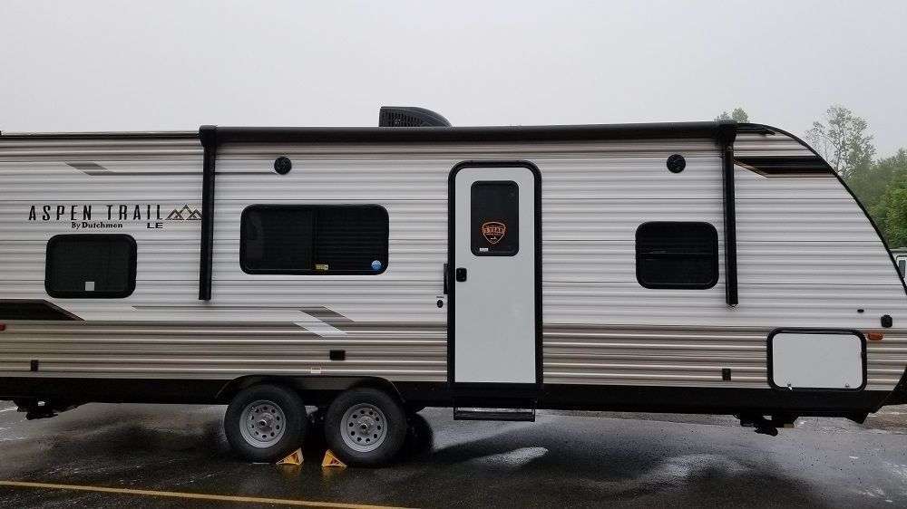 Photo 6 - 2021 Dutchmen Travel Trailer rental photo 8