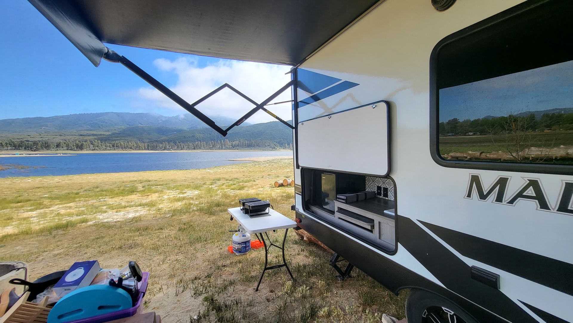Photo 4 - 2021 HEART LAND Travel Trailer rental photo 6