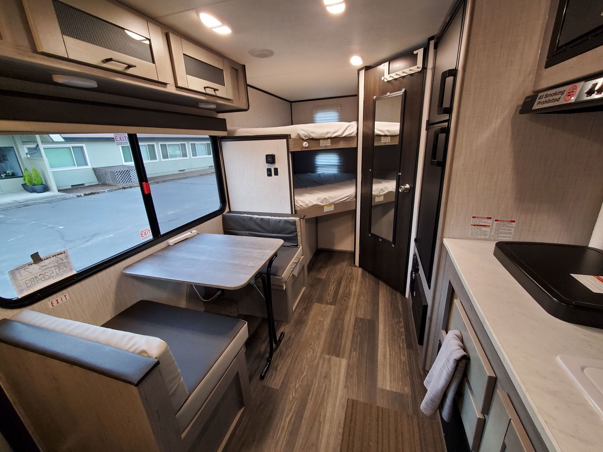 Photo 7 - 2021 HEART LAND Travel Trailer rental photo 9