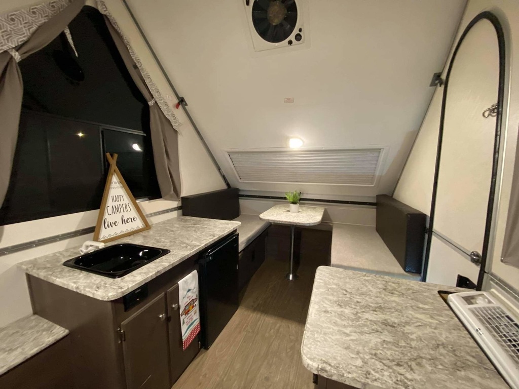 Photo 2 - 2017 A-Liner Other rental photo 4