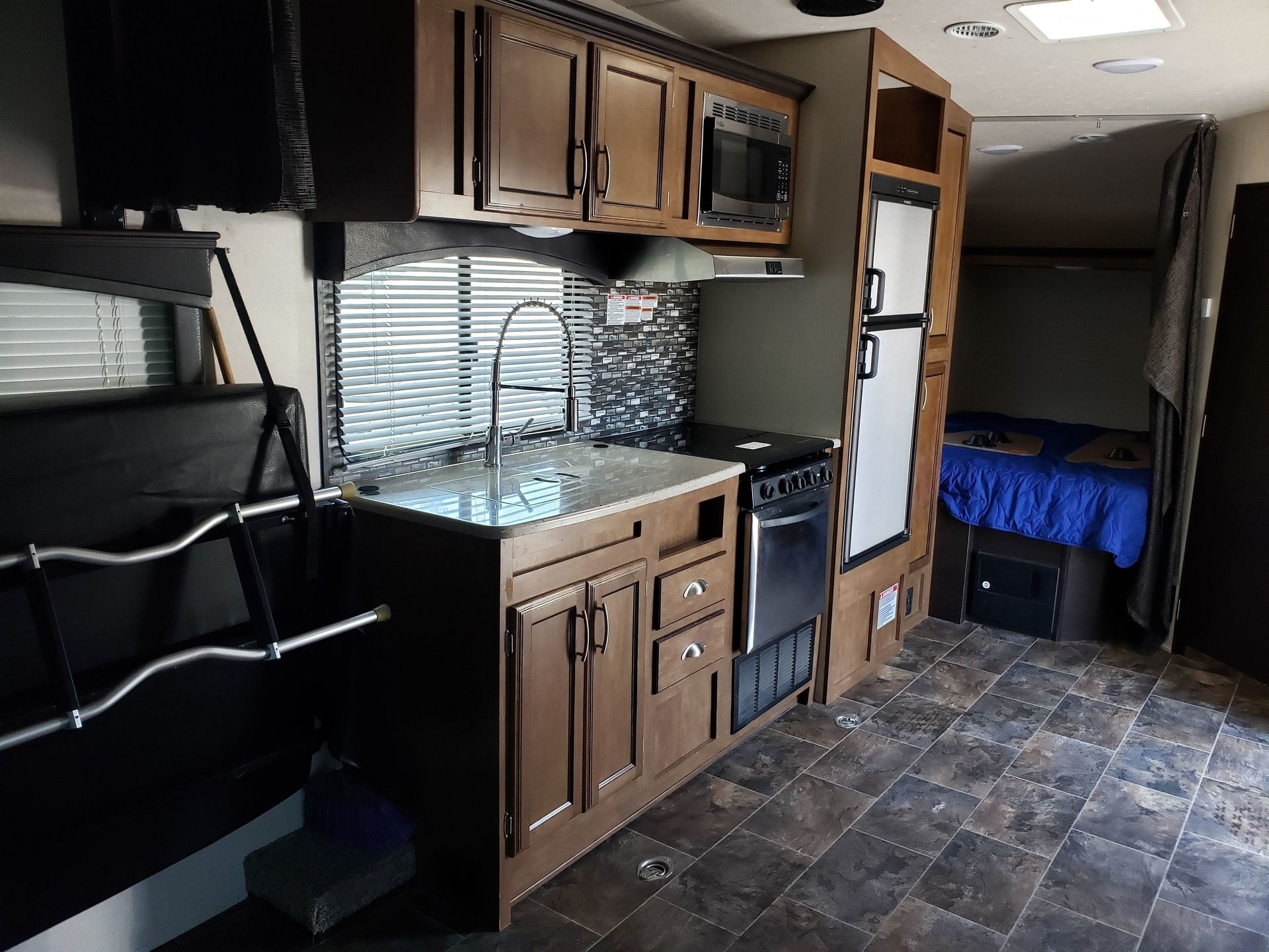 Photo 5 - 2017 Forest River Toy Hauler rental photo 7