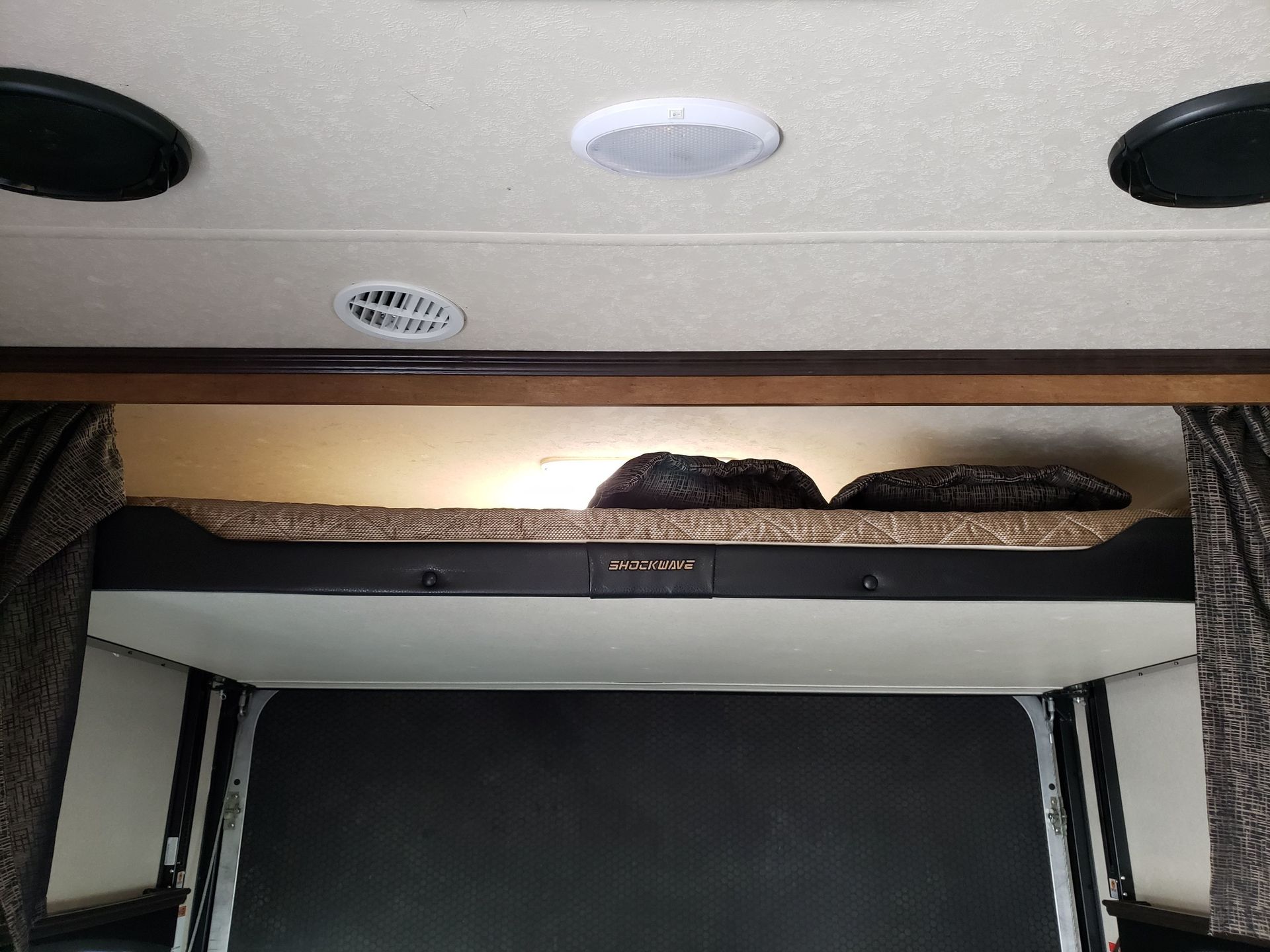 Photo 18 - 2017 Forest River Toy Hauler rental photo 20