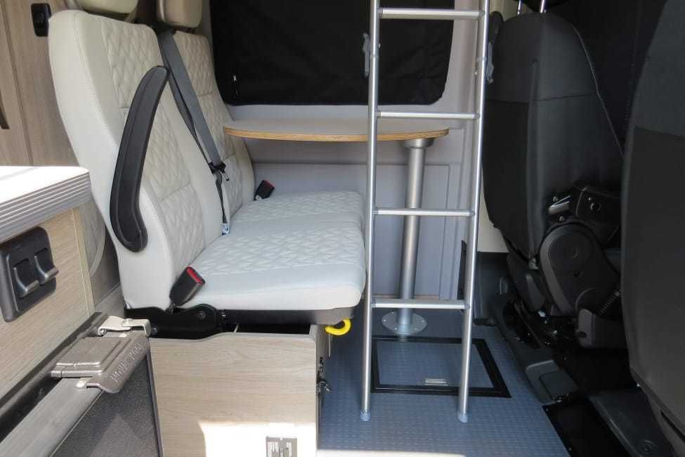 Photo 19 - 2022 Winnebago Class B Motorhome rental photo 21