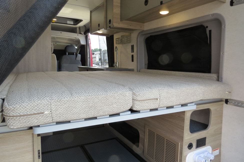 Photo 25 - 2022 Winnebago Class B Motorhome rental photo 27
