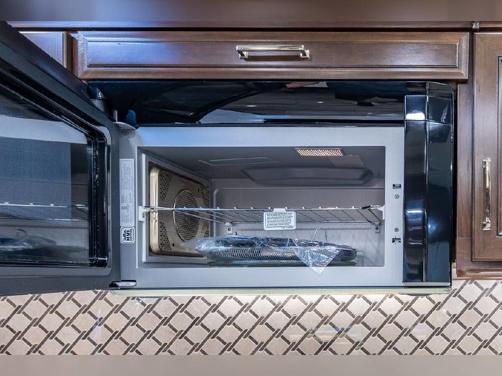 Photo 2 - 2019 Entegra Coach Class A Motorhome rental photo 4