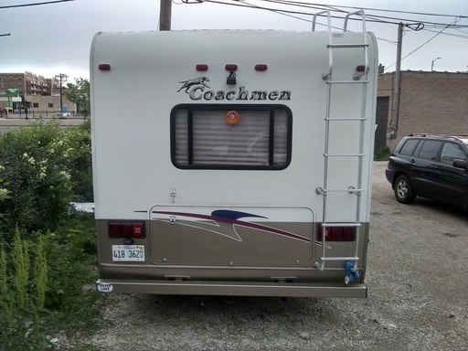 2005 Coachmen Freelander 3100 Class C Motorhome for rent in Chicago, IL