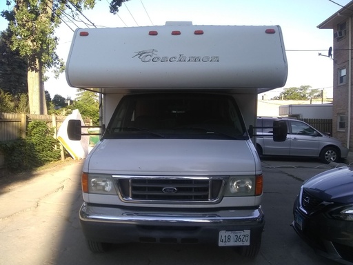 2005 Coachmen Freelander 3100 Class C Motorhome for rent in Chicago, IL