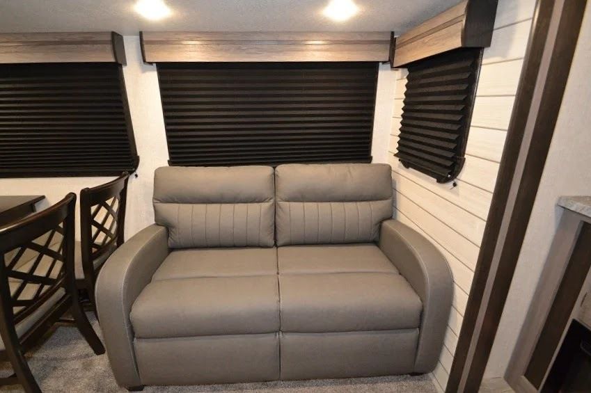 Photo 3 - 2021 Crossroads Rv Travel Trailer rental photo 5