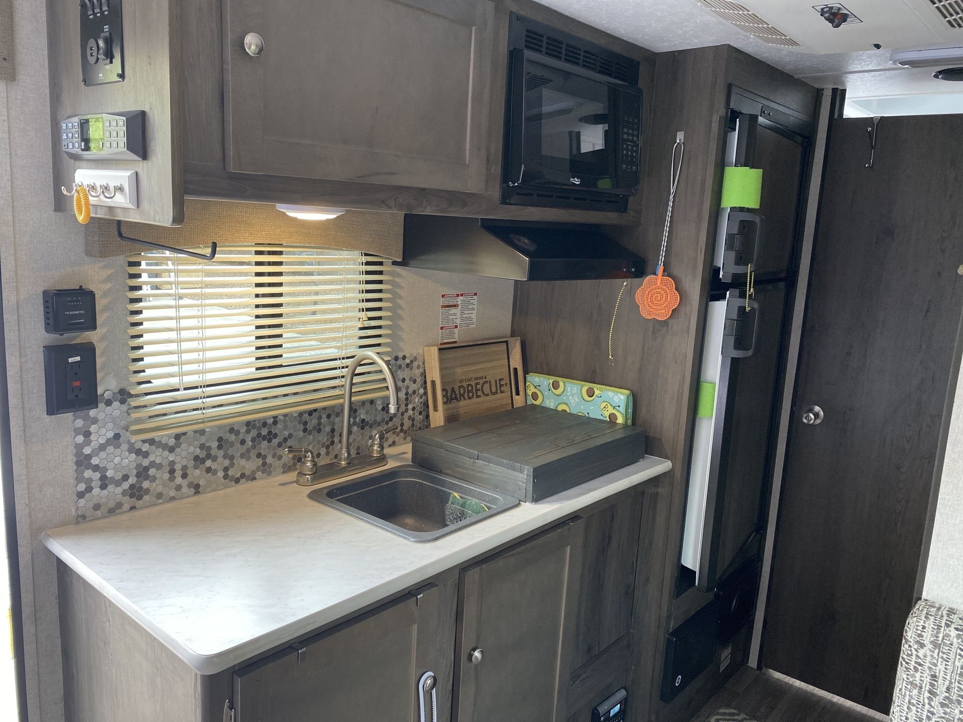 Photo 4 - 2019 Coachmen Travel Trailer rental photo 6