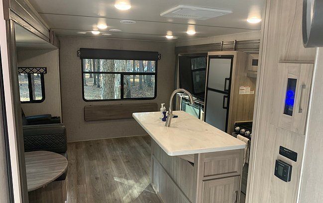 Photo 6 - 2020 Coachmen Travel Trailer rental photo 8