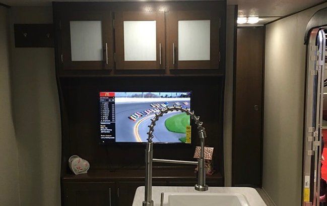 Photo 2 - 2020 Prime Time Travel Trailer rental photo 4
