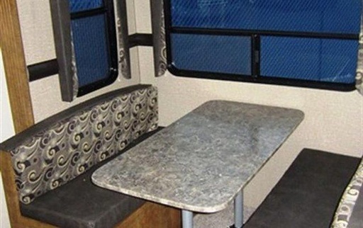 2020 Crossroads Zinger Travel Trailer for rent in Benton, AR