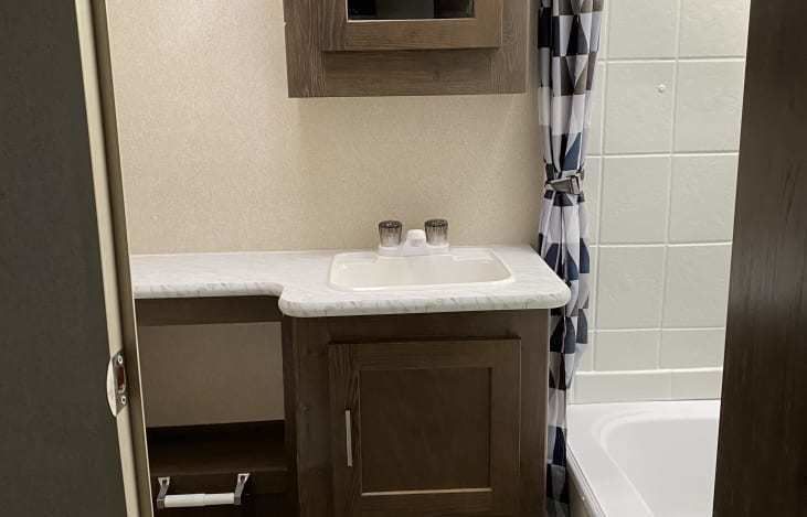 Photo 4 - 2018 Forest River Travel Trailer rental photo 6