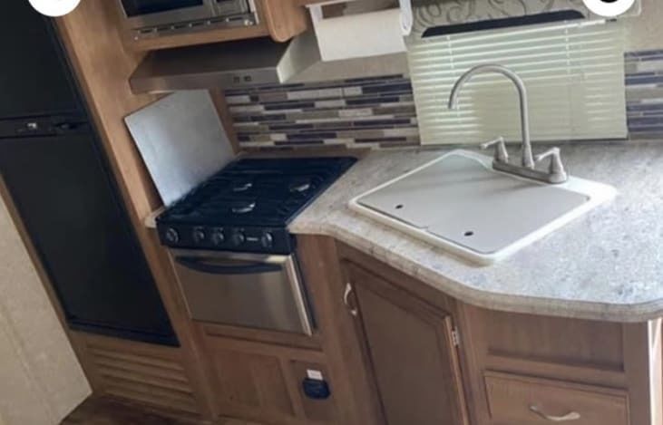 Photo 2 - 2016 Coachmen Travel Trailer rental photo 4