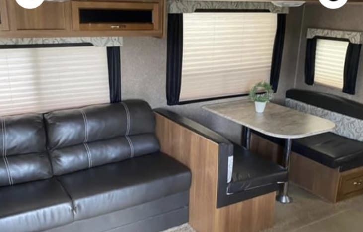 Photo 3 - 2016 Coachmen Travel Trailer rental photo 5