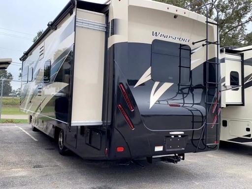 2020 Thor Motor Coach windsport 29m Class A Motorhome for rent in Peoria, AZ