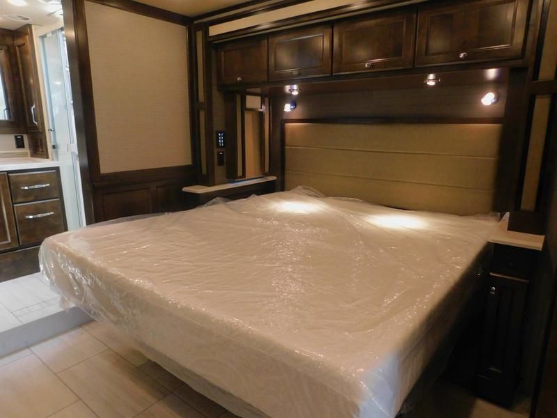 Photo 1 - 2020 Thor Motor Coach Class A Motorhome rental photo 11