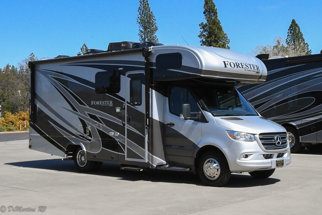 Photo 0 - 2021 Forest River Class C Motorhome rental photo 3