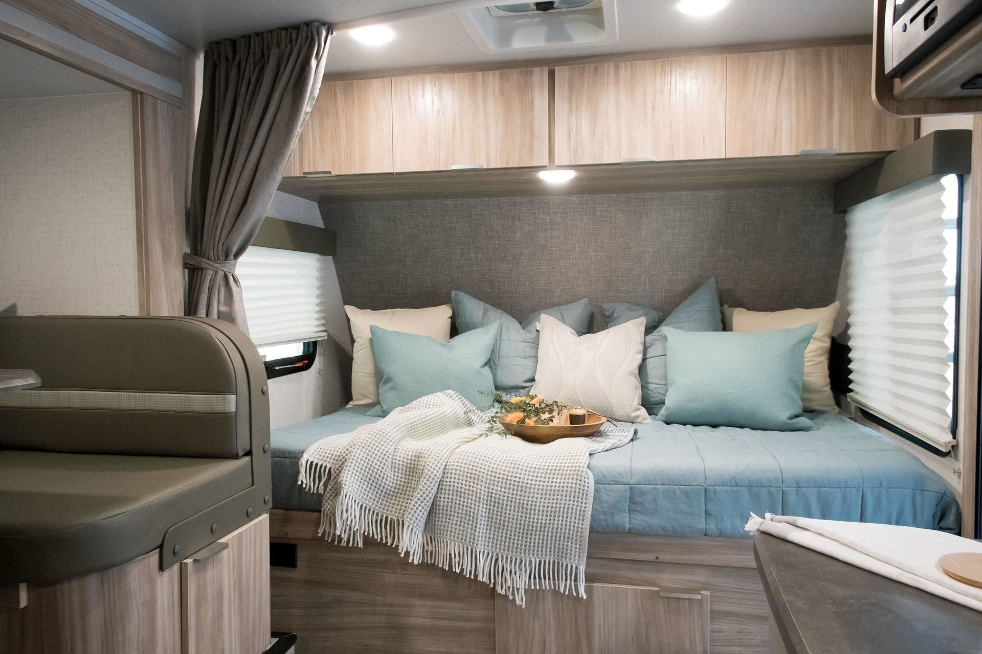 Photo 5 - 2021 Winnebago Micro Minnie Travel Trailer rental photo 7