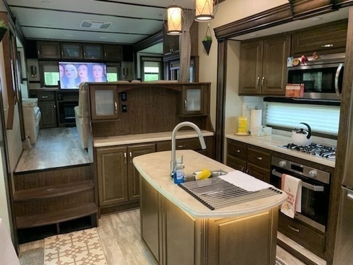 2019 Grand Design 375RES-R Fifth Wheel for rent in Lilburn, GA