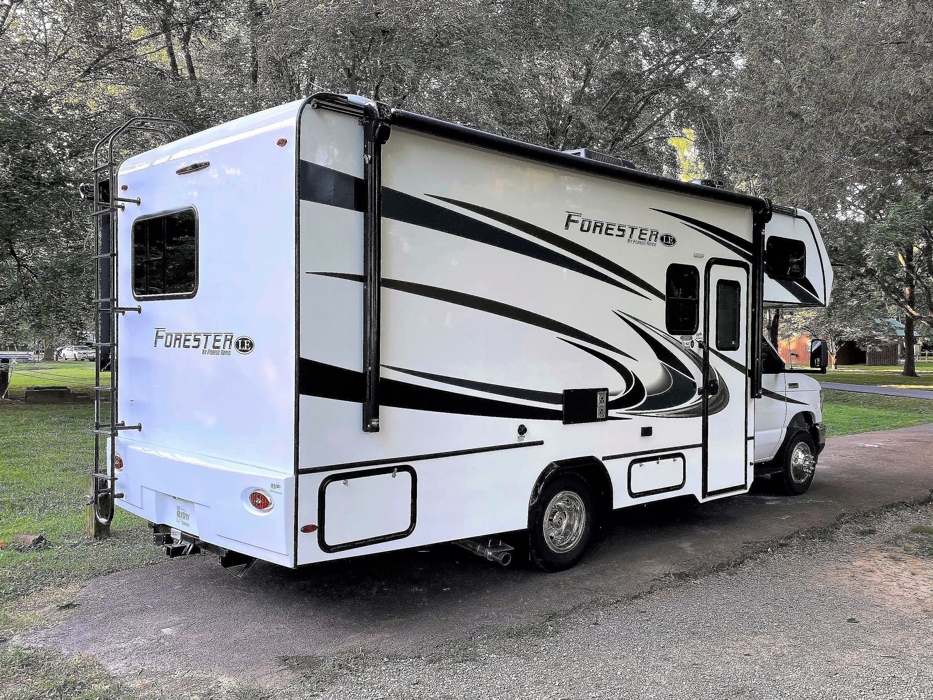 Photo 15 - 2021 Forest River Class C Motorhome rental photo 17