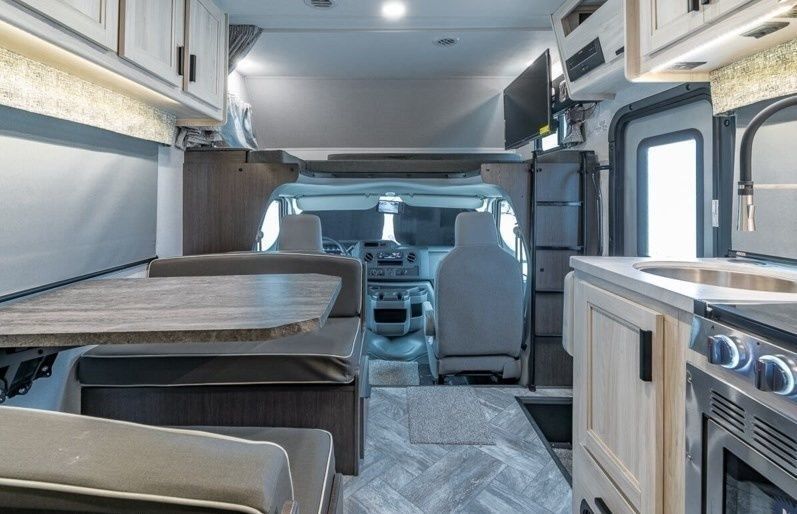 Photo 18 - 2021 Forest River Class C Motorhome rental photo 20