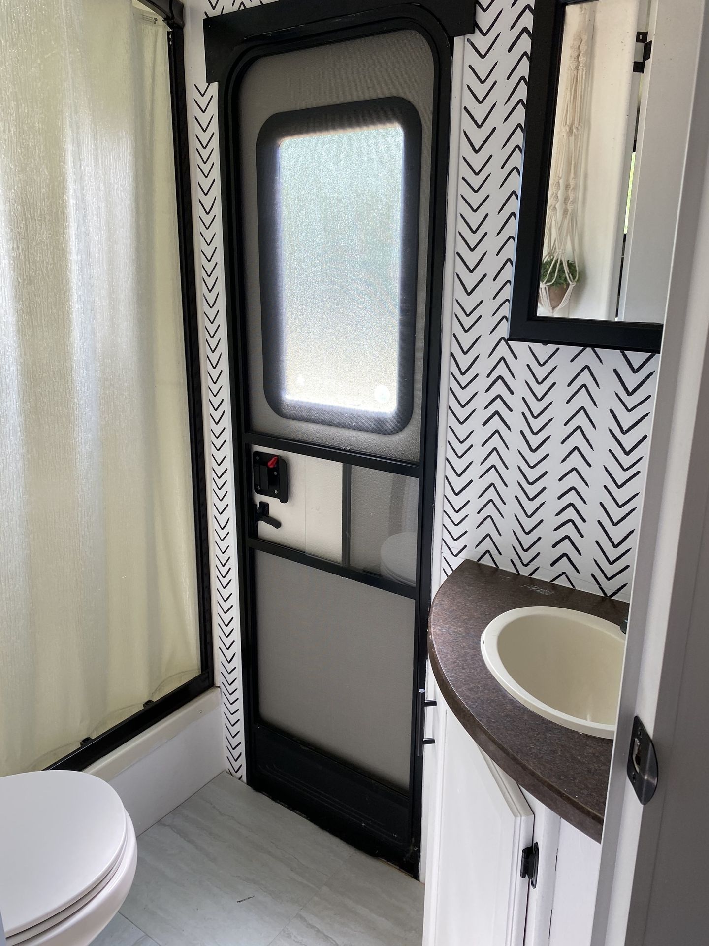 Photo 8 - 2014 Crossroads Rv Travel Trailer rental photo 10