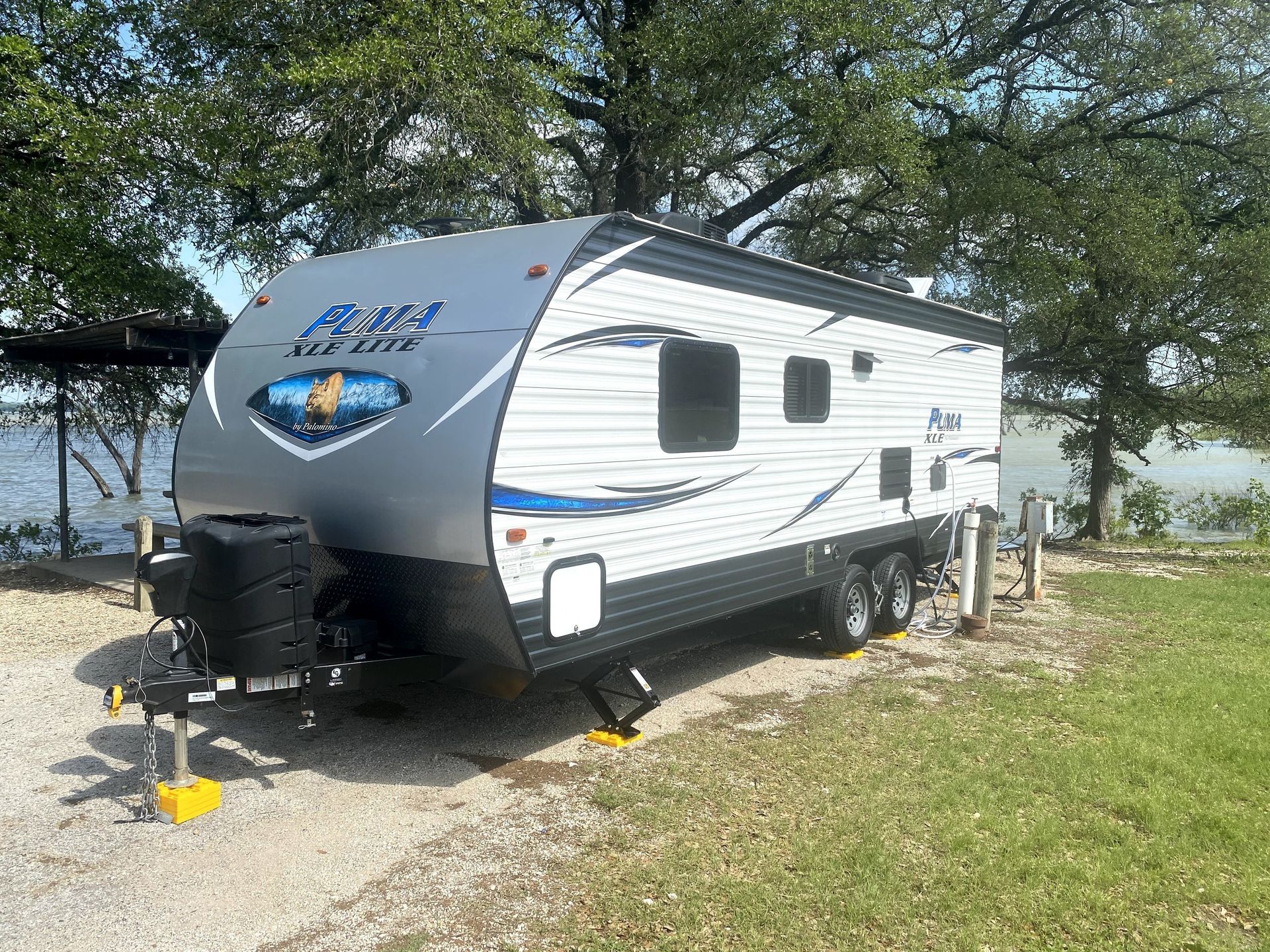 Photo 2 - 2019 Palomino Travel Trailer rental photo 4