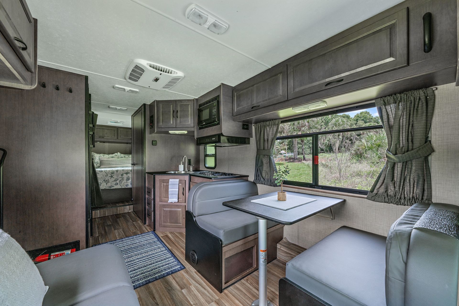 Photo 2 - 2020 Tiffin Class C Motorhome rental photo 4