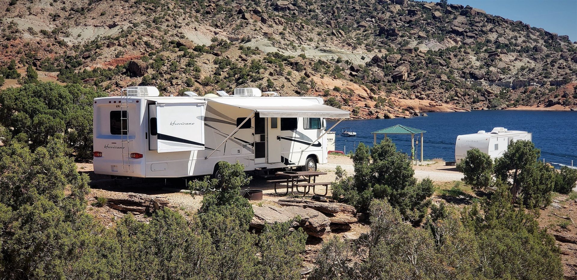 Photo 0 - 2007 Thor Class A Motorhome rental photo 2