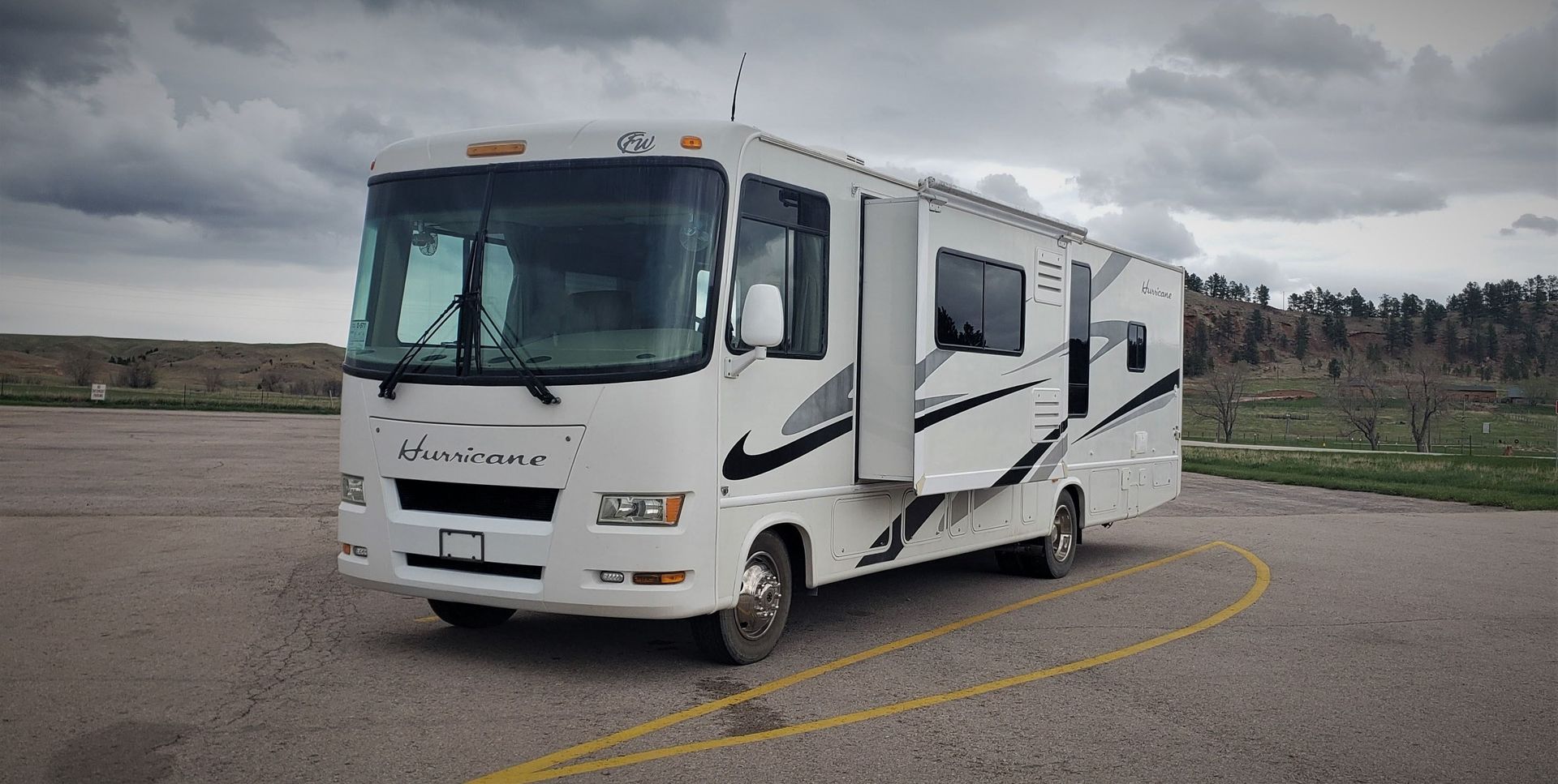 Photo 6 - 2007 Thor Class A Motorhome rental photo 8