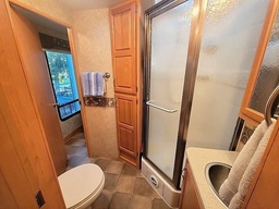 Photo 15 thumbnail 17