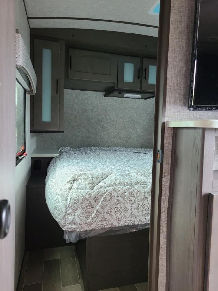 Photo 4 - 2021 Cruiser Rv Travel Trailer rental photo 18