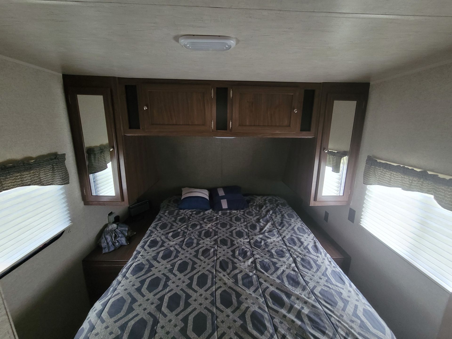 Photo 1 - 2018 Pioneer Toy Hauler rental photo 6