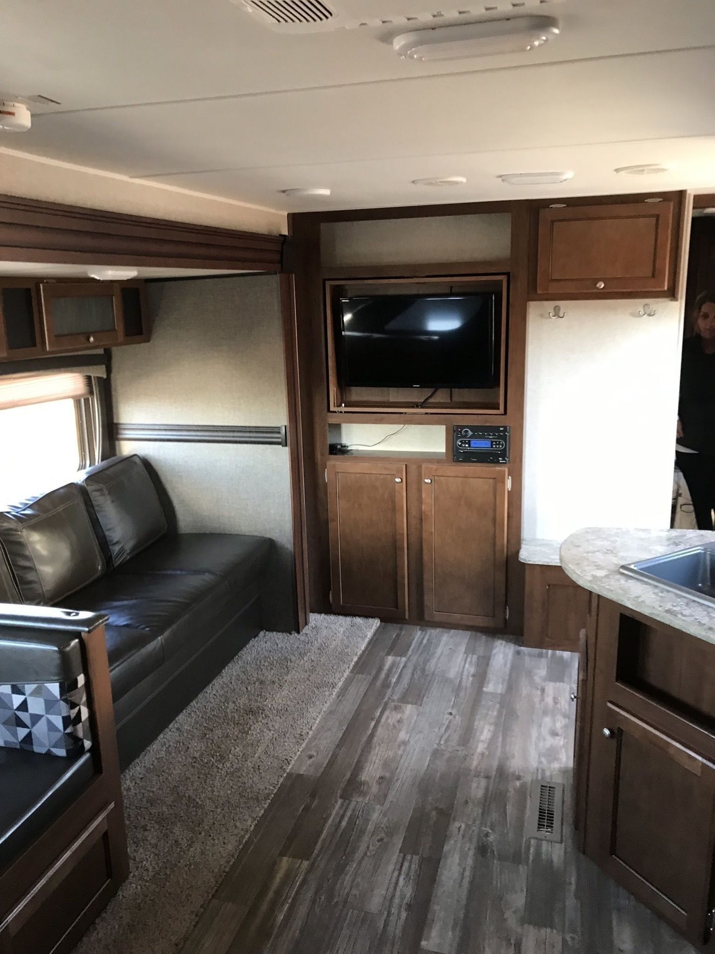 Photo 4 - 2016 HEART LAND Travel Trailer rental photo 6