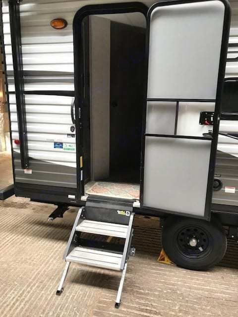 Photo 9 - 2020 Forest River Travel Trailer rental photo 11
