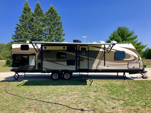 2015 Dutchman Kodiak Travel Trailer for rent in Cheboygan, MI