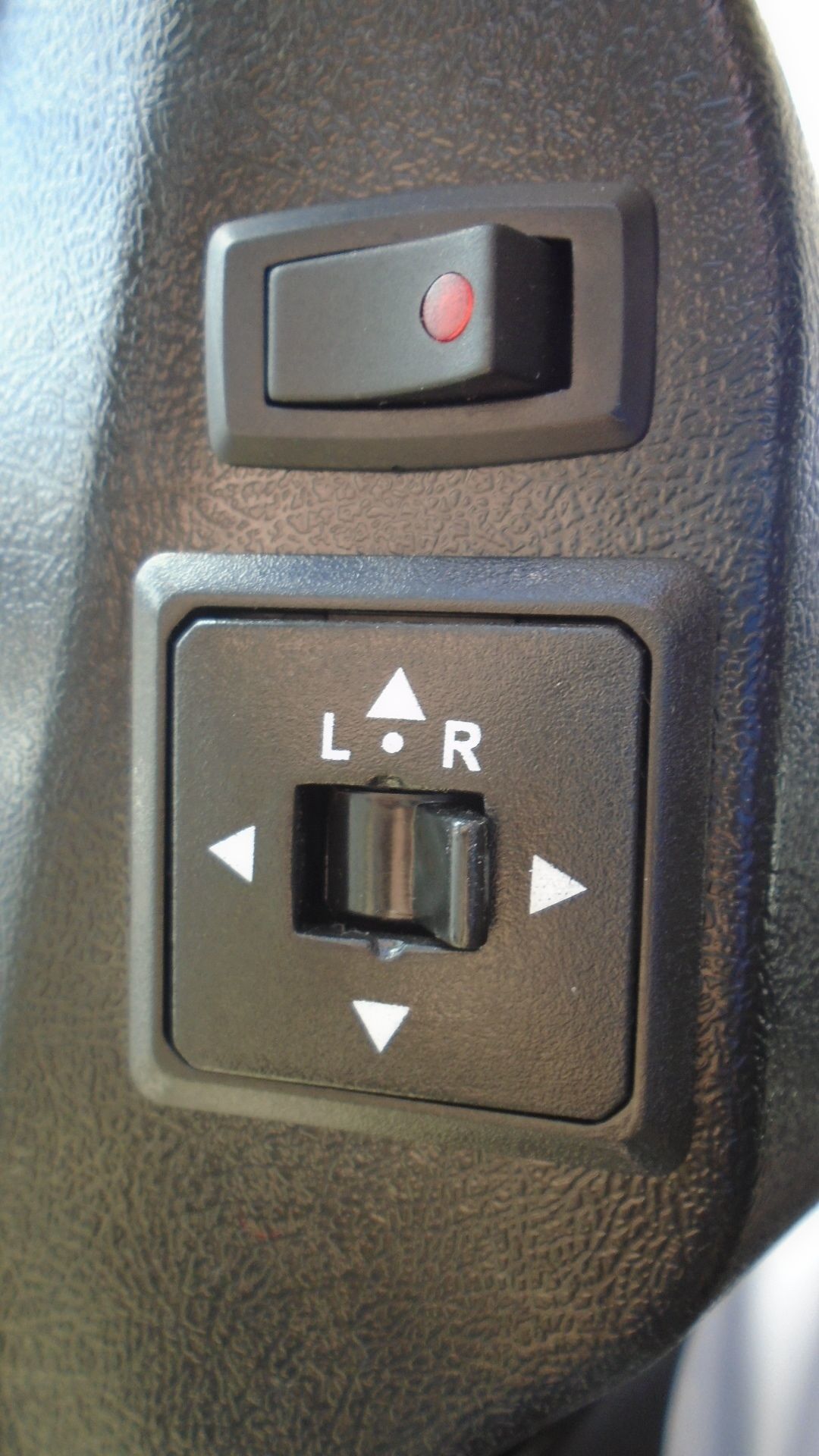 Photo 3 - 2020 Winnebago Class C Motorhome rental photo 8