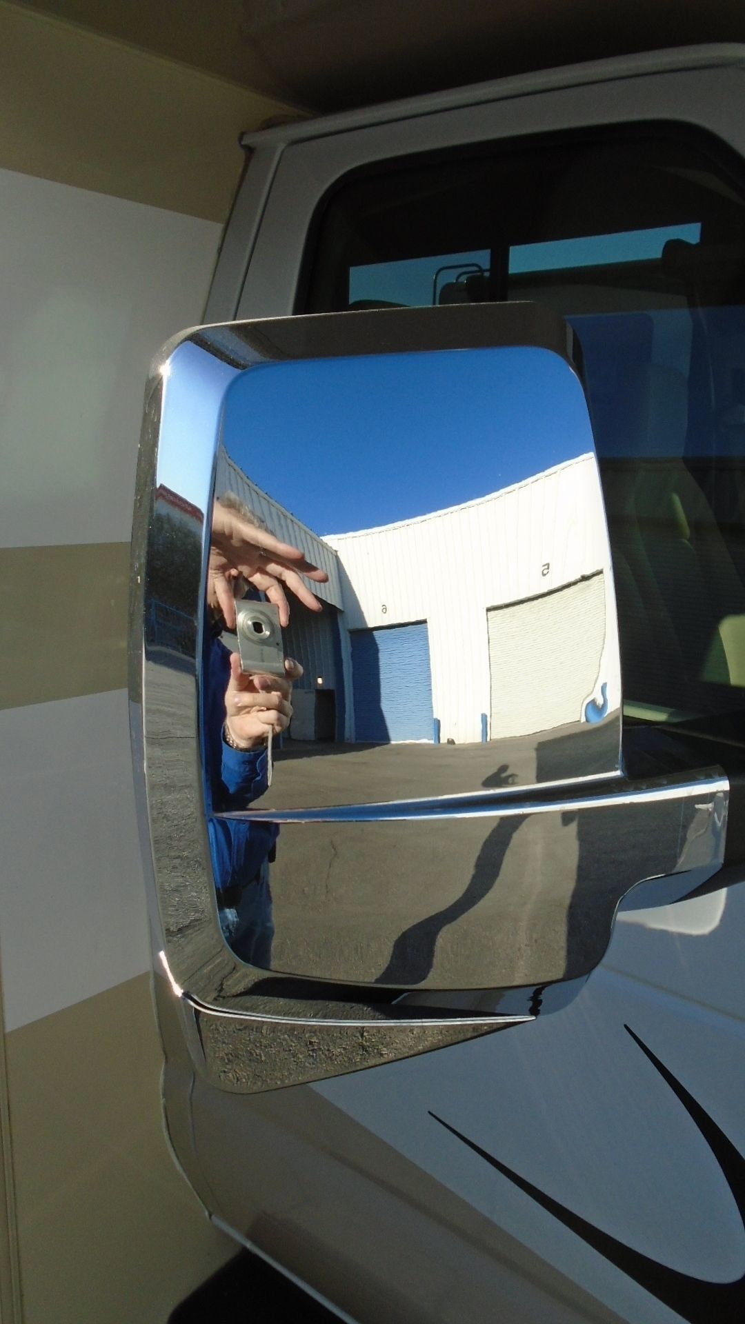 Photo 27 - 2020 Winnebago Class C Motorhome rental photo 29