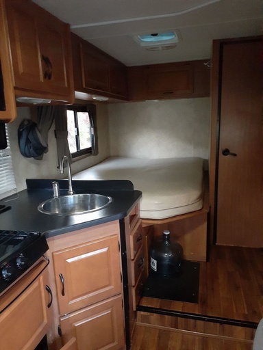 2013 Thor Motor Coach Majestic 24C Class C Motorhome for rent in Kahului, HI