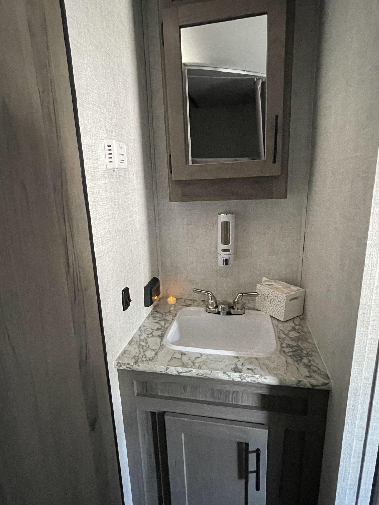 Photo 8 - 2021 Gulf Stream Travel Trailer rental photo 10