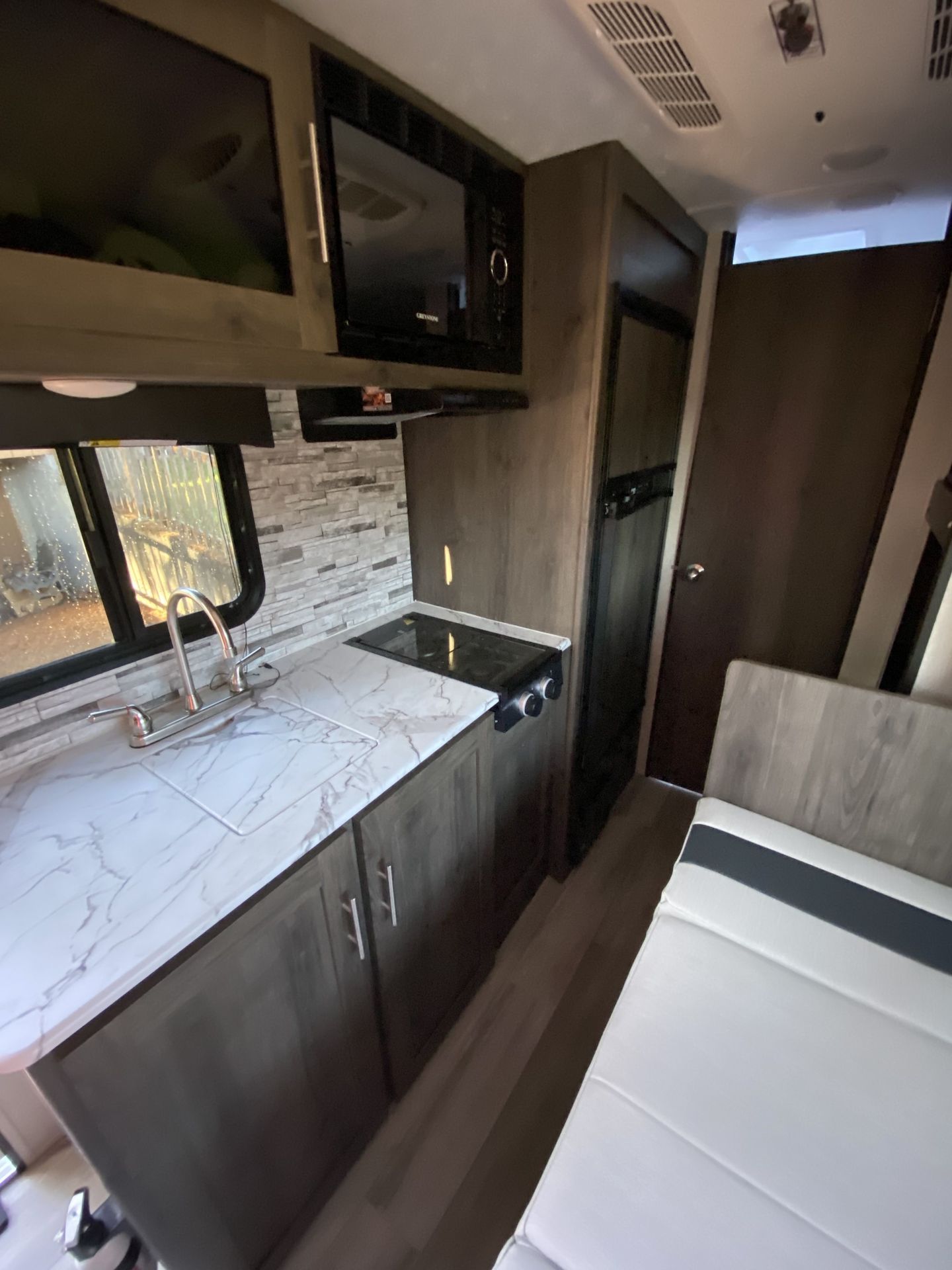 Photo 0 - 2021 Coachmen Travel Trailer rental photo 5