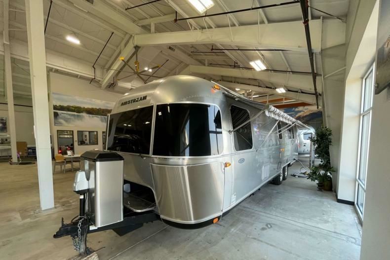 Photo 13 - 2019 Airstream Class B Motorhome rental photo 15
