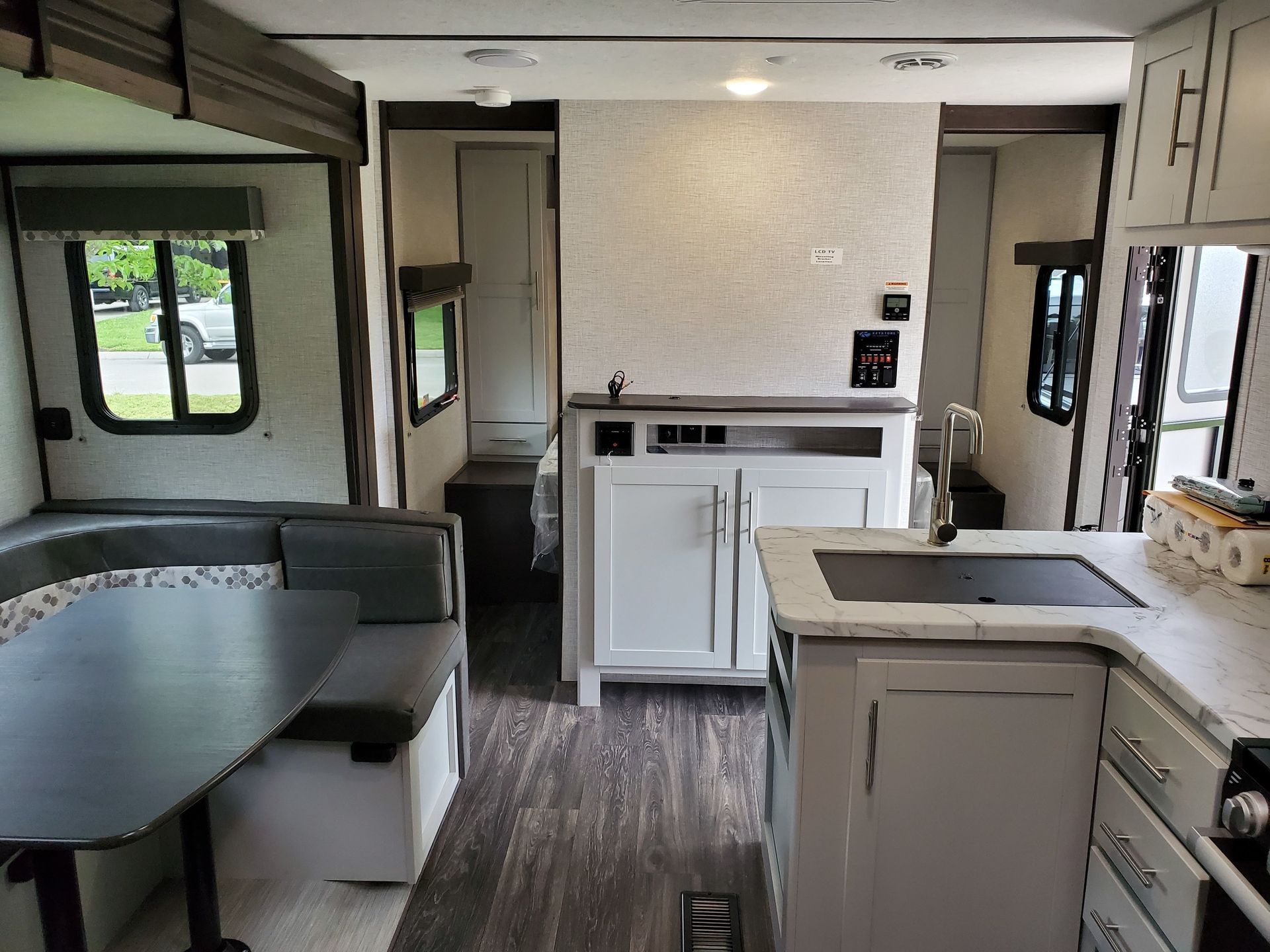 Photo 14 - 2021 Keystone Rv Travel Trailer rental photo 16