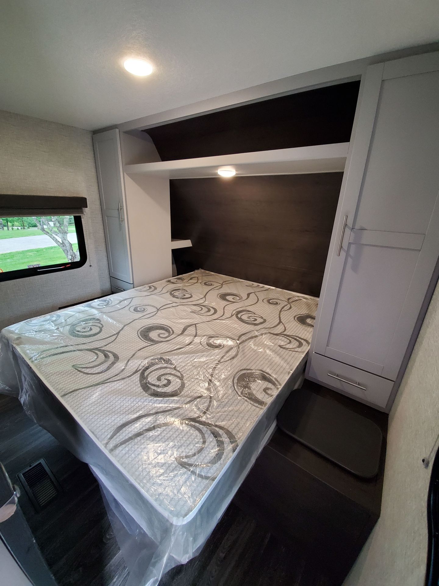 Photo 21 - 2021 Keystone Rv Travel Trailer rental photo 23