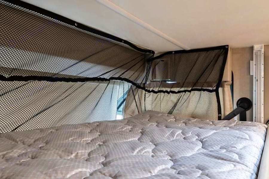 Photo 24 - 2020 Thor Motor Coach Class A Motorhome rental photo 26