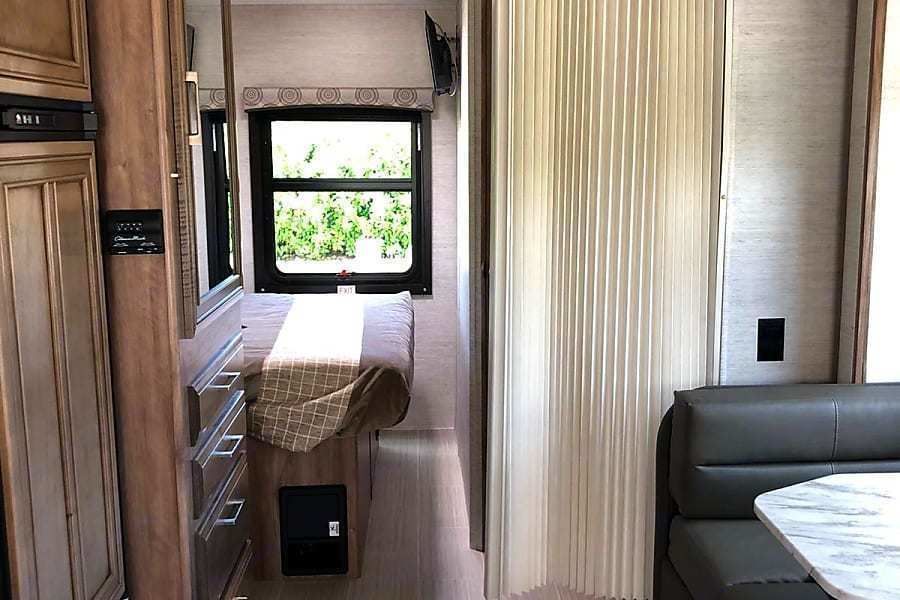 Photo 38 - 2021 Entegra Coach Class C Motorhome rental photo 40