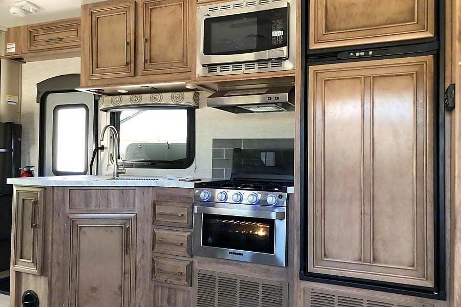 Photo 42 - 2021 Entegra Coach Class C Motorhome rental photo 44